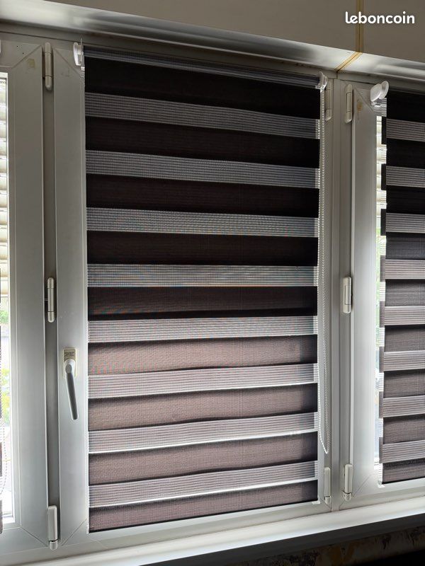 Lot de 5 stores enrouleurs jour/nuit – Noir et gris – Très bon état (image 2)