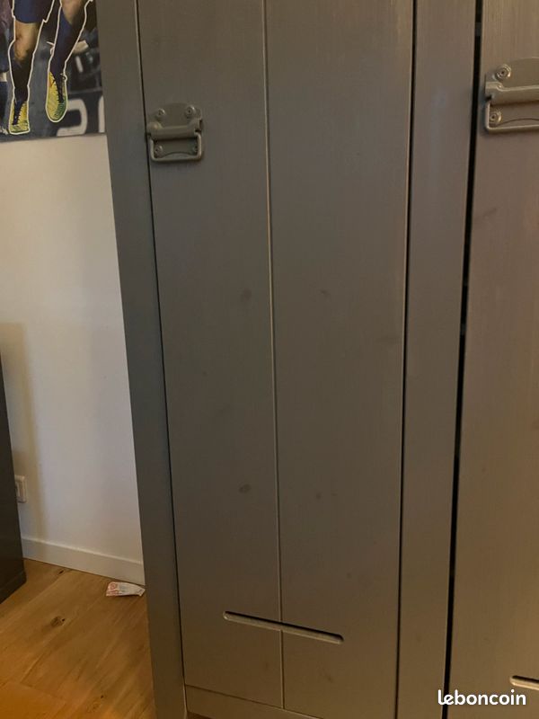 Armoire effet industriel en pin massif (image 3)