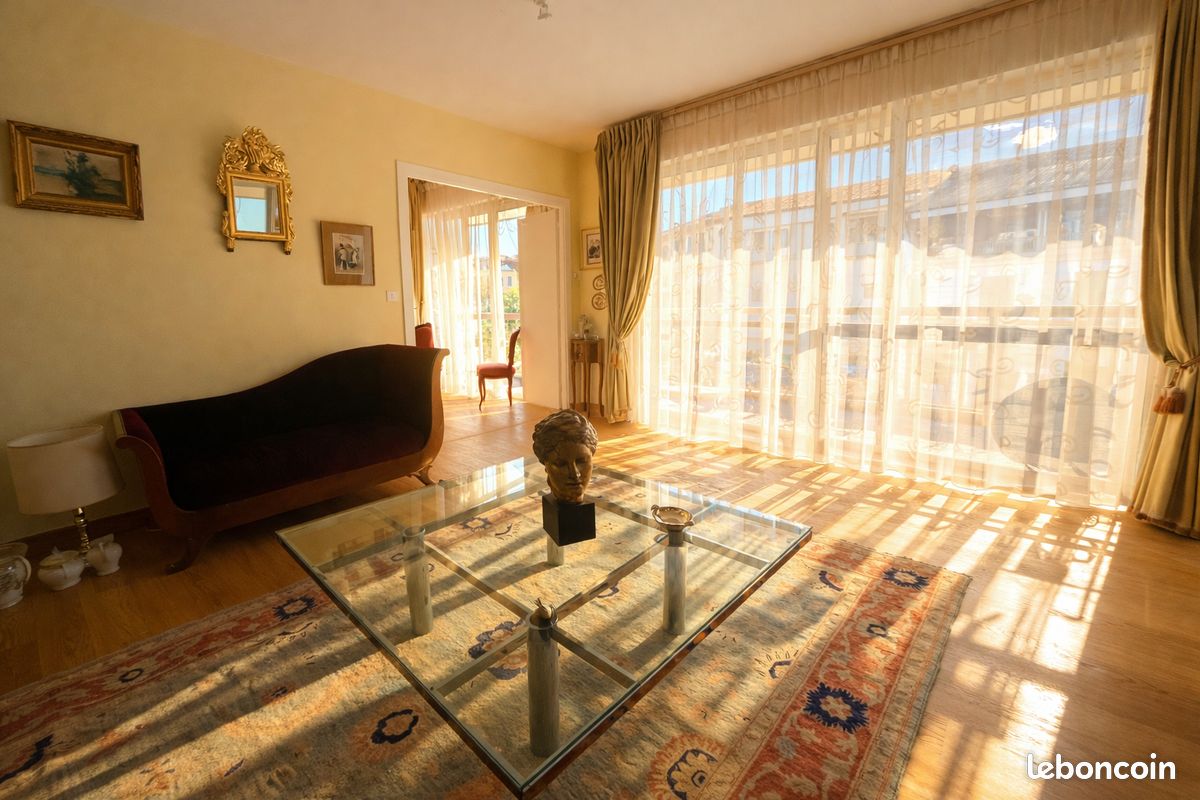 Appartement 7 pièces 160 m² · à Rodez · 160 m² · 398 000 €