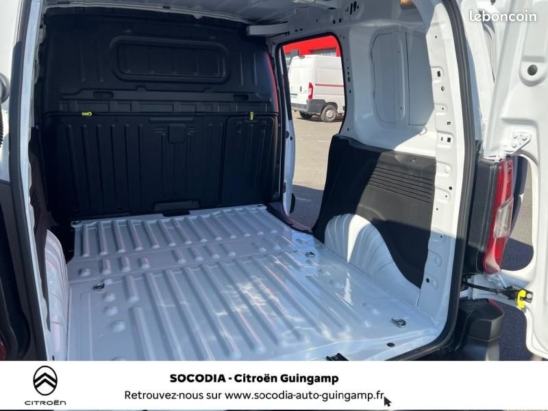 Citroen Berlingo Van M Diesel 130ch automatique Pack Premium Connect (image 24)
