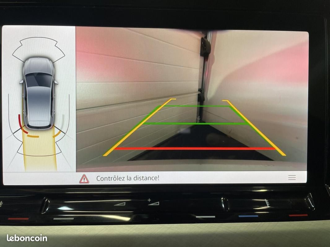 Volkswagen Golf VIII 2.0 TDI 115 LIFE GPS CARPLAY VIRTUAL COCKPIT (image 4)