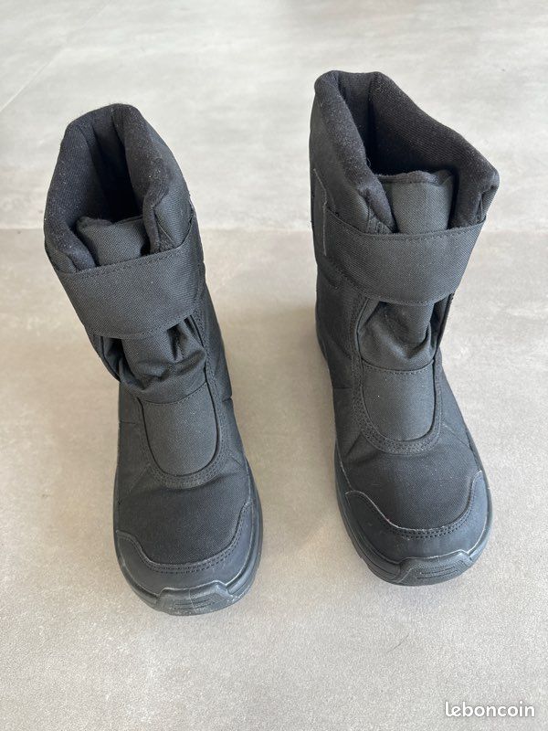 Bottes De Neige Homme Quechua Doublées - Taille 44/45, Gris/noir, Scratch, Très Bon état D'occasion