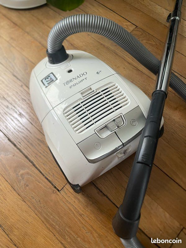 Aspirateur (image 1)