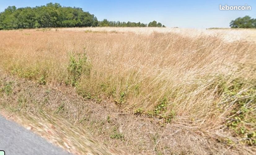 Terrain 800 m² Laruscade · 60 000 €