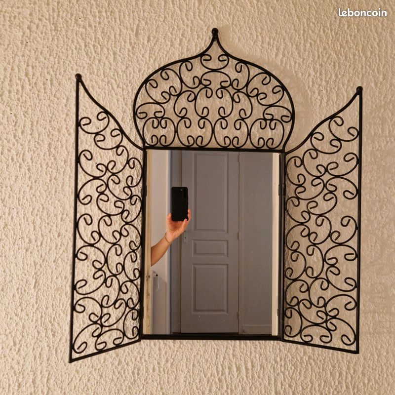Miroir en ferronnerie (image 1)