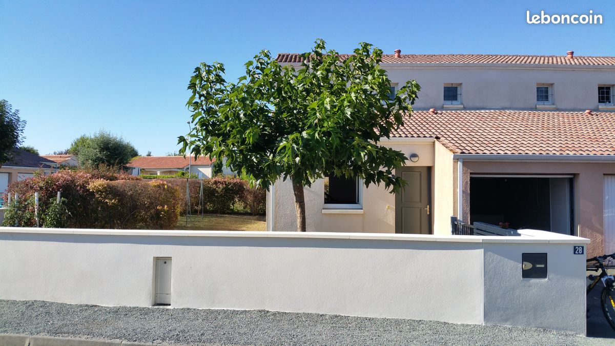 Maison 3 pièces 80 m² · à Saintes · 80 m² · 830 €/mois