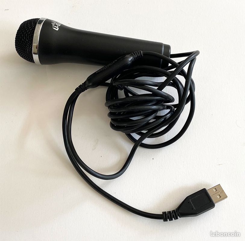 Microphone U-SING filaire / Karaoké, et jeux U-Sing pour Nintendo Wii / En Très Bon Etat (image 3)