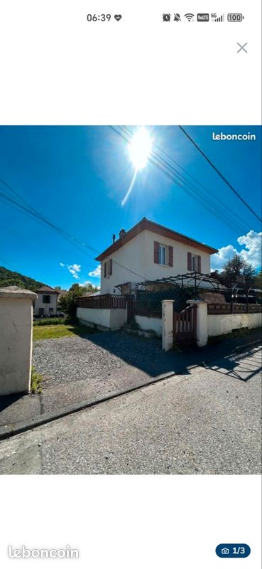 Maison 6 pièces 160 m² · à Jarrie · 160 m² · 1 350 €