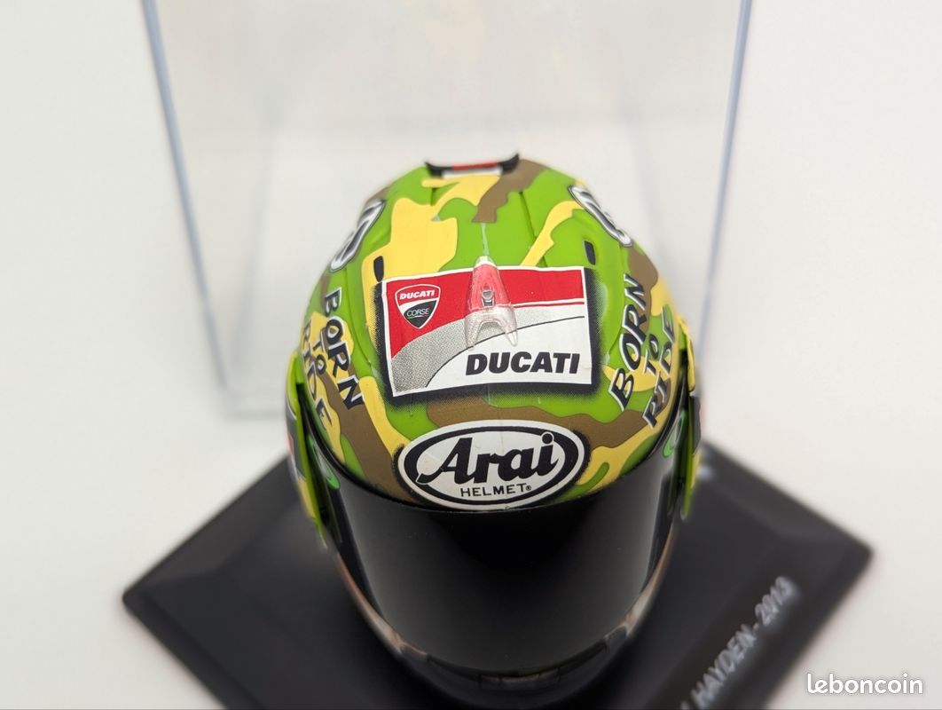 adidas bike helmet Thousand DOT and ECE certified. Accessories:With Front Basket AGV AX-8 Evo Carbon 19EBE003-48V1K26R.V1