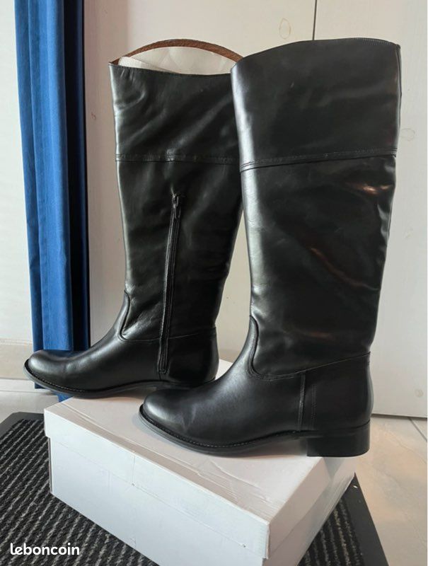 Bottes cavalières kookai cuir noir neuves (image 1)