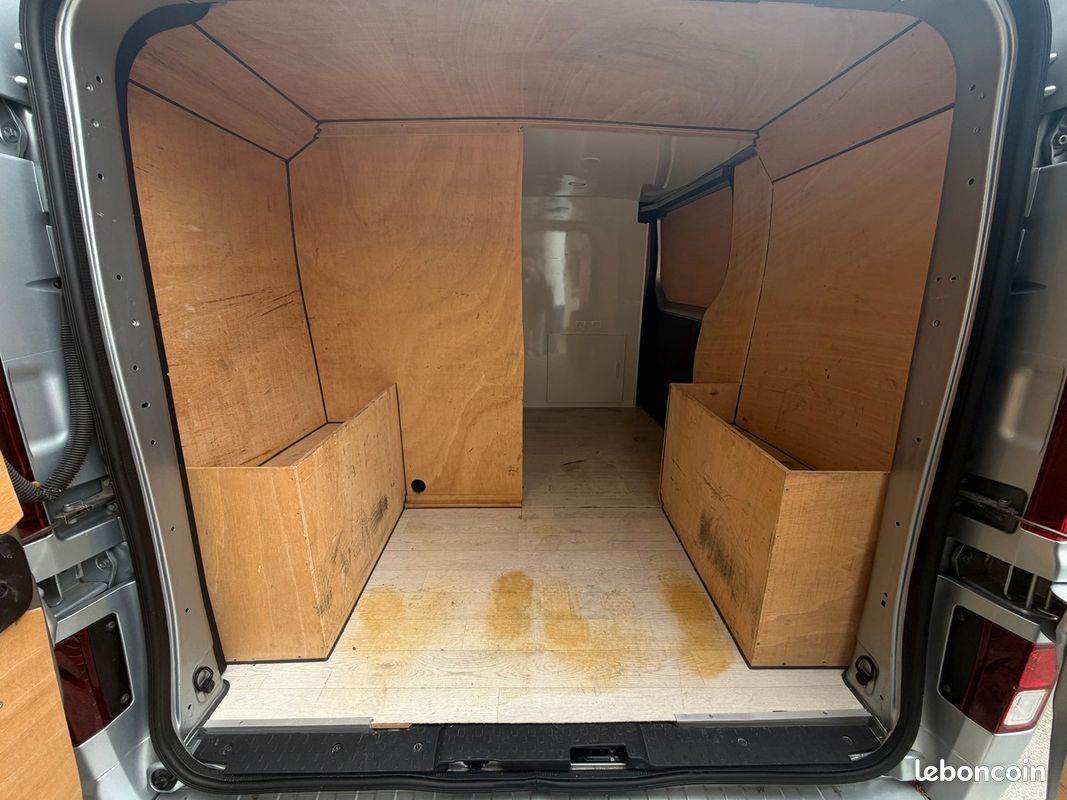 RENAULT Trafic Fourgon Phase 3 L1H1 2.8T 2.0 dCi EDC6 150 cv (image 16)