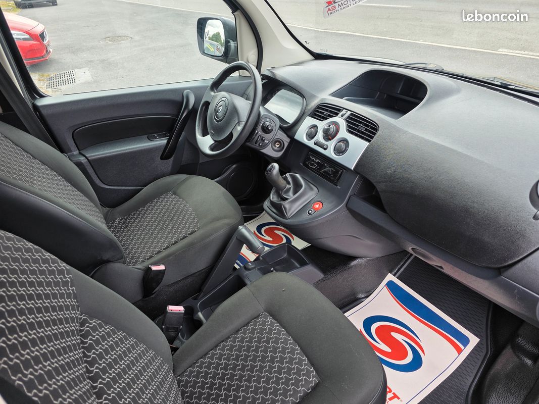Renault kangoo 1.5 dci 75 cv .du 01/2012.avec 147 000 kms (image 3)