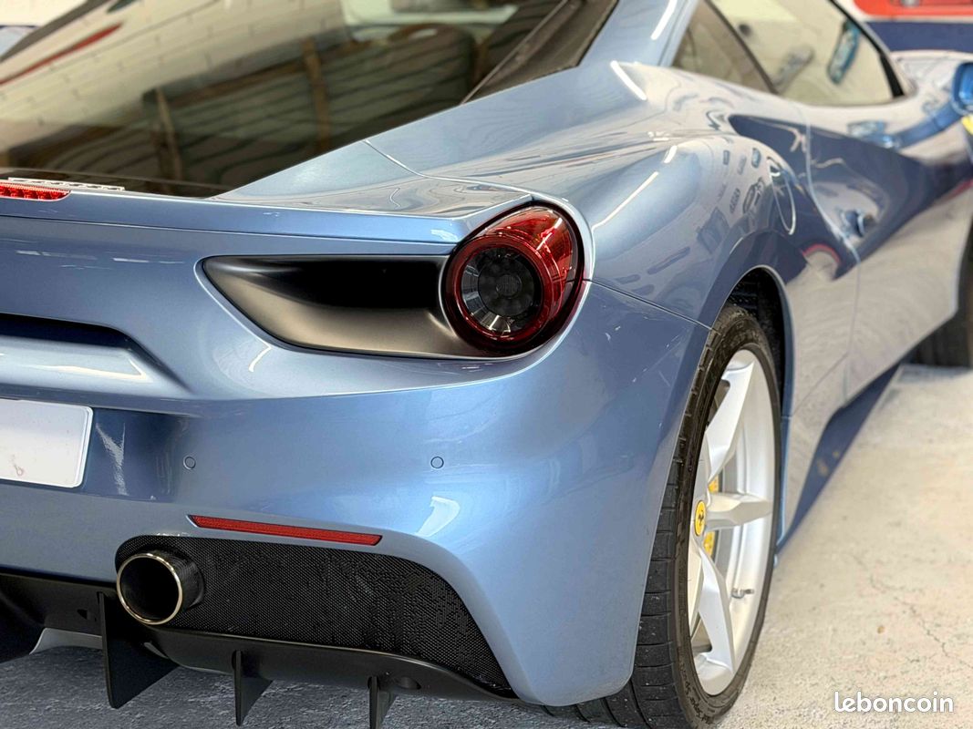 Ferrari 488 GTB origine France, couleur historique, 14400 km (image 5)
