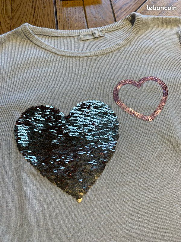 Lot de 4 gilets et 1 pull léger fille taille 8 ans (image 14)