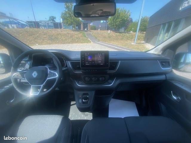 Renault traffic 2.0 170 cv bva 9 places rallonge red 2026 (image 30)