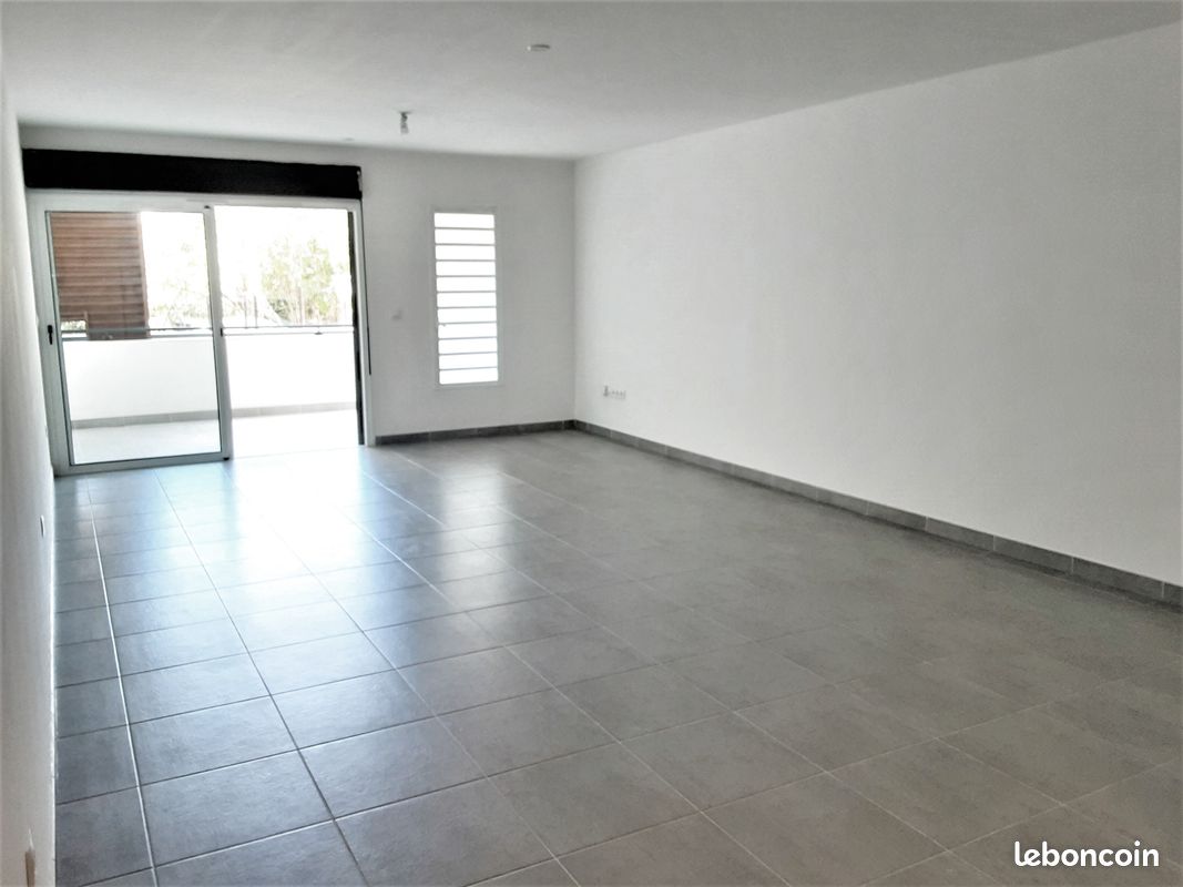 Appartement 3 pièces 95 m² · à Saint-Denis · 95 m² · 1 125 €/mois