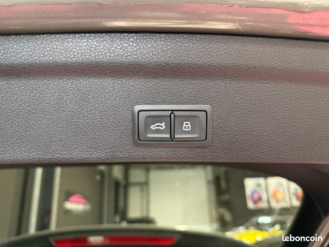 AUDI Q3 SPORTBACK 35 TDI 150 CV S tronic 7 S line + TOIT OUVRANT + APPLE CARPLAY + HAYON ELECTRIQUE (image 25)