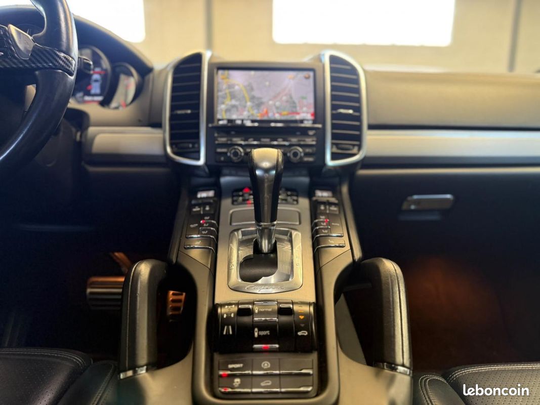 PORSCHE CAYENNE 4.8i V8 420 CH GTS - GARANTIE 6 MOIS (image 12)