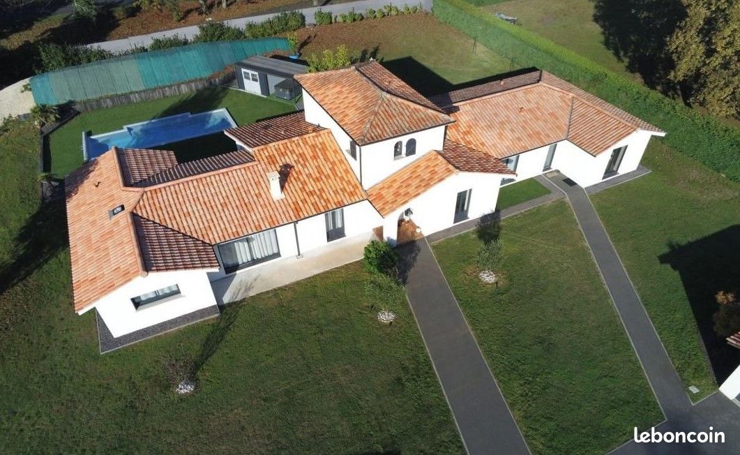 Maison 12 pièces 280 m² · à Cestas · 280 m² · 925 000 €