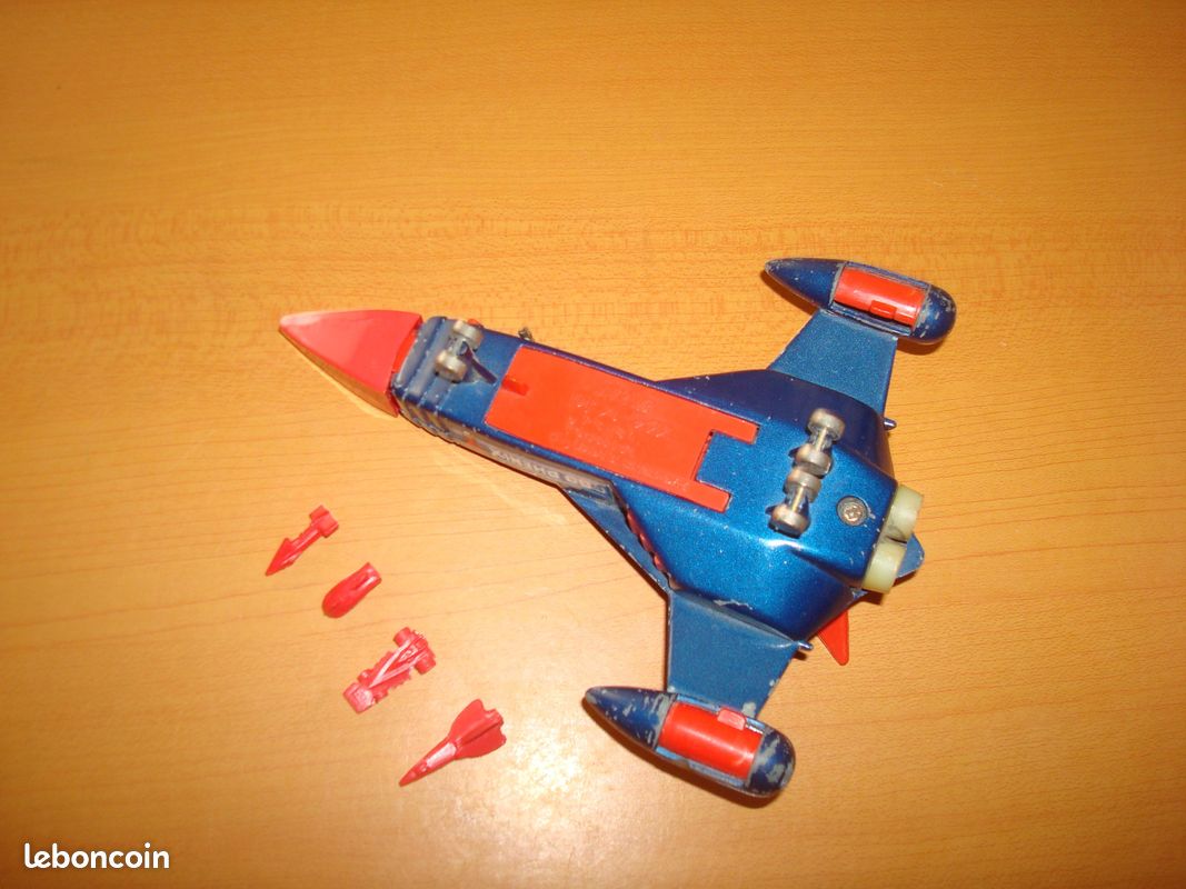 MISSILES BATAILLE DES planètes Swallow hélico popy vintage Goldorak EUR 24,90 - FR