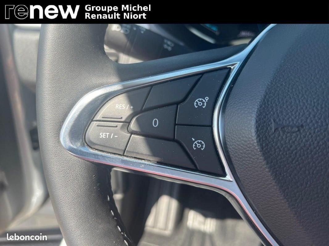 Renault Captur E-Tech full hybrid 145 Evolution (image 15)