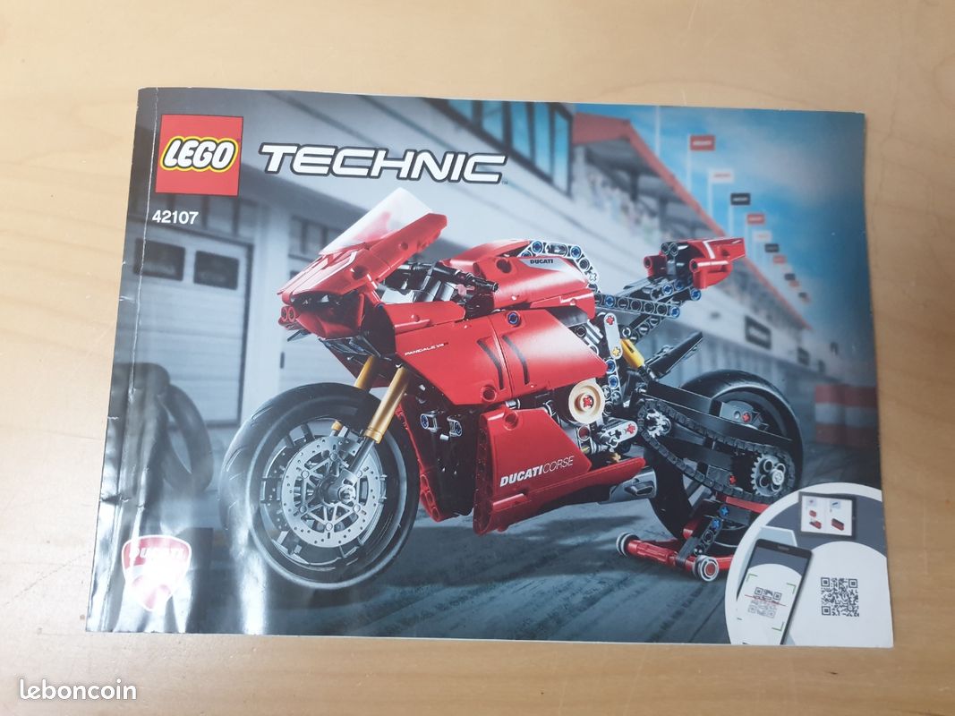 Lego technic ducati panigale (image 1)
