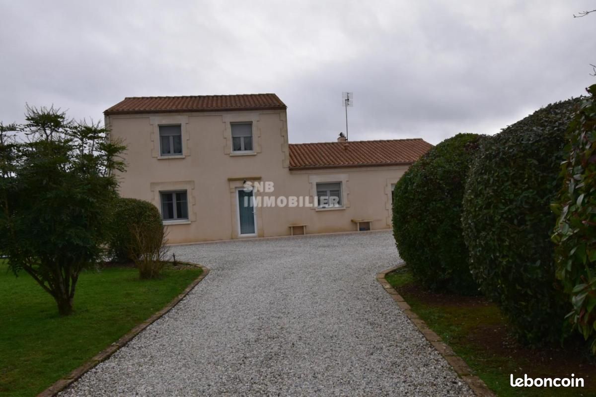 Maison 6 pièces 170 m² · à Champniers · 170 m² · 249 000 €