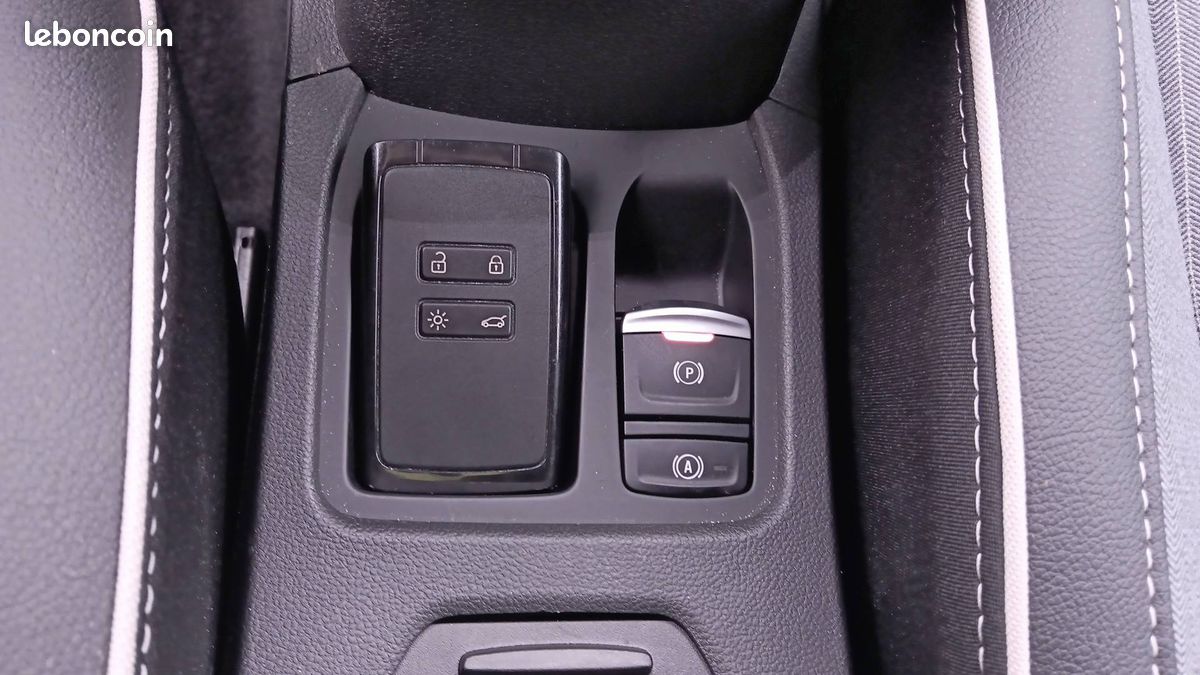 Renault clio e tech full hybrid 145 ch gsr2 techno (image 28)