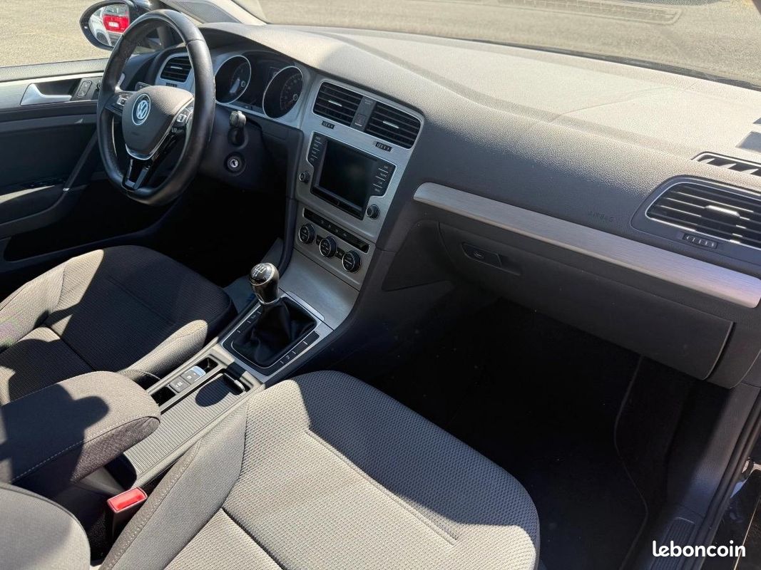 Volkswagen Golf BREAK 1.6 TDI 110 BLUEMOTION CONFORT LINE (image 11)