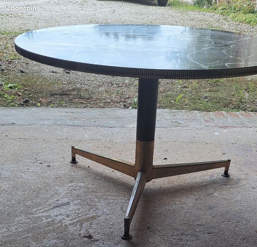 Petite table basse effet marbre (image 4)