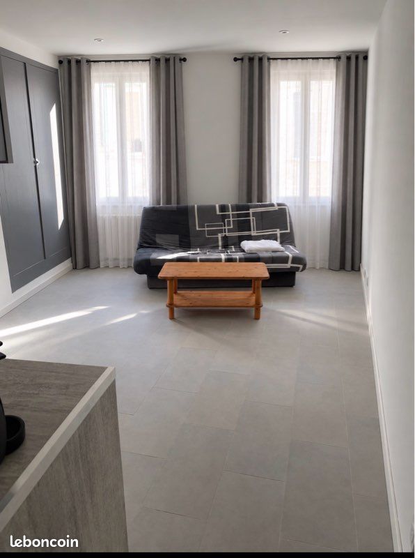 Appartement 1 pièce 25 m² · au Luc · 25 m² · 465 €/mois