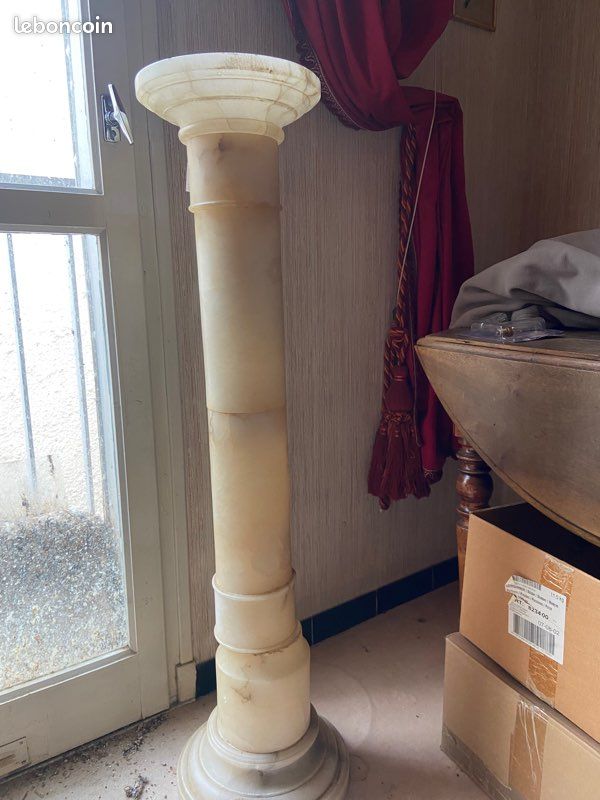 Lampe colonne en marbre (image 1)