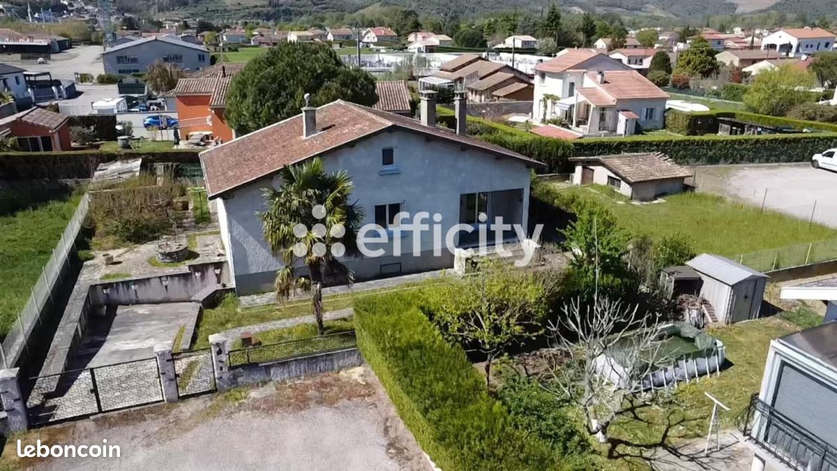 Maison 5 pièces 121 m² · à Sablons · 121 m² · 230 000 €