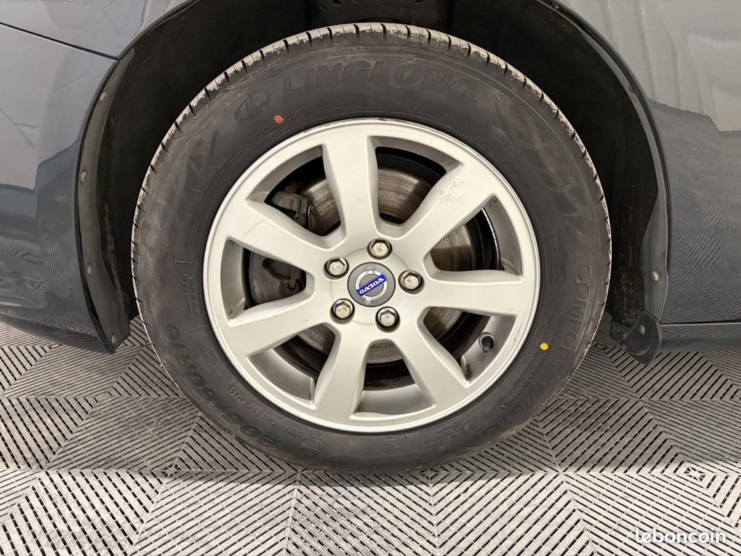 VOLVO V60 D2 115 ch Stop&Start Kinetic Business (image 17)