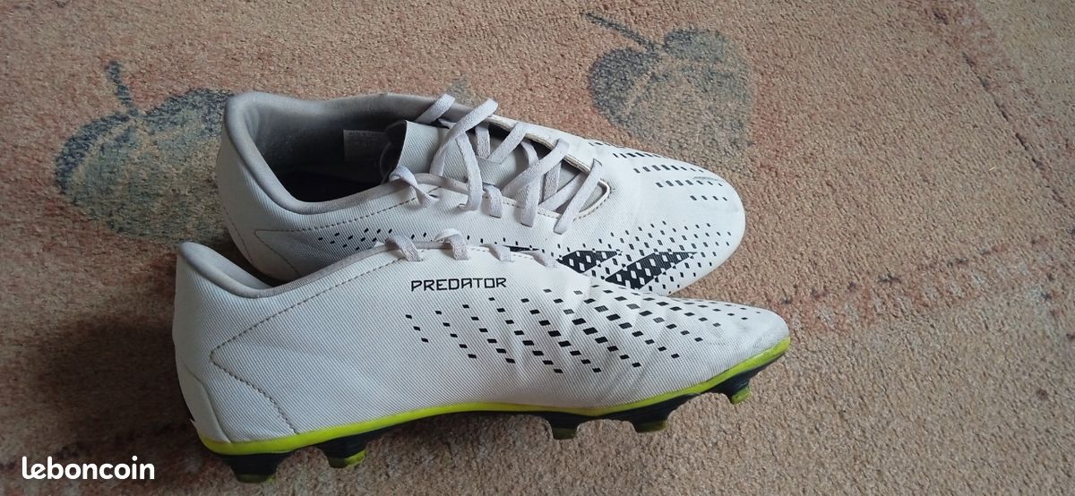 Crampon foot Adidas (image 2)