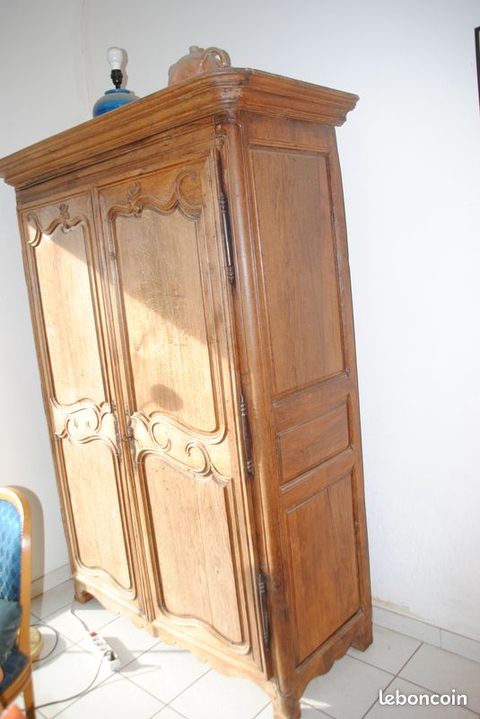 Armoire rustique (image 1)