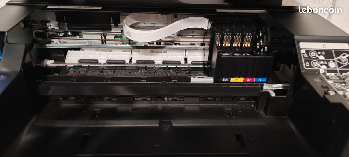 Vendre une imprimante scanner (image 1)