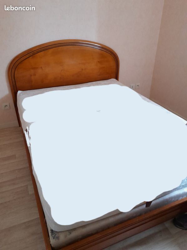 Vide Garage avec Lot de meubles et autres (image 11)