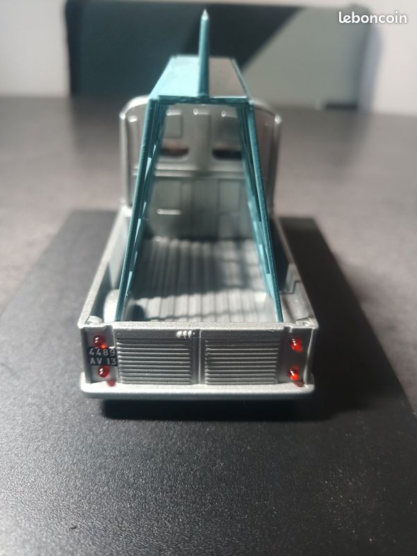 Miniature Citroën HY pick up - Collection