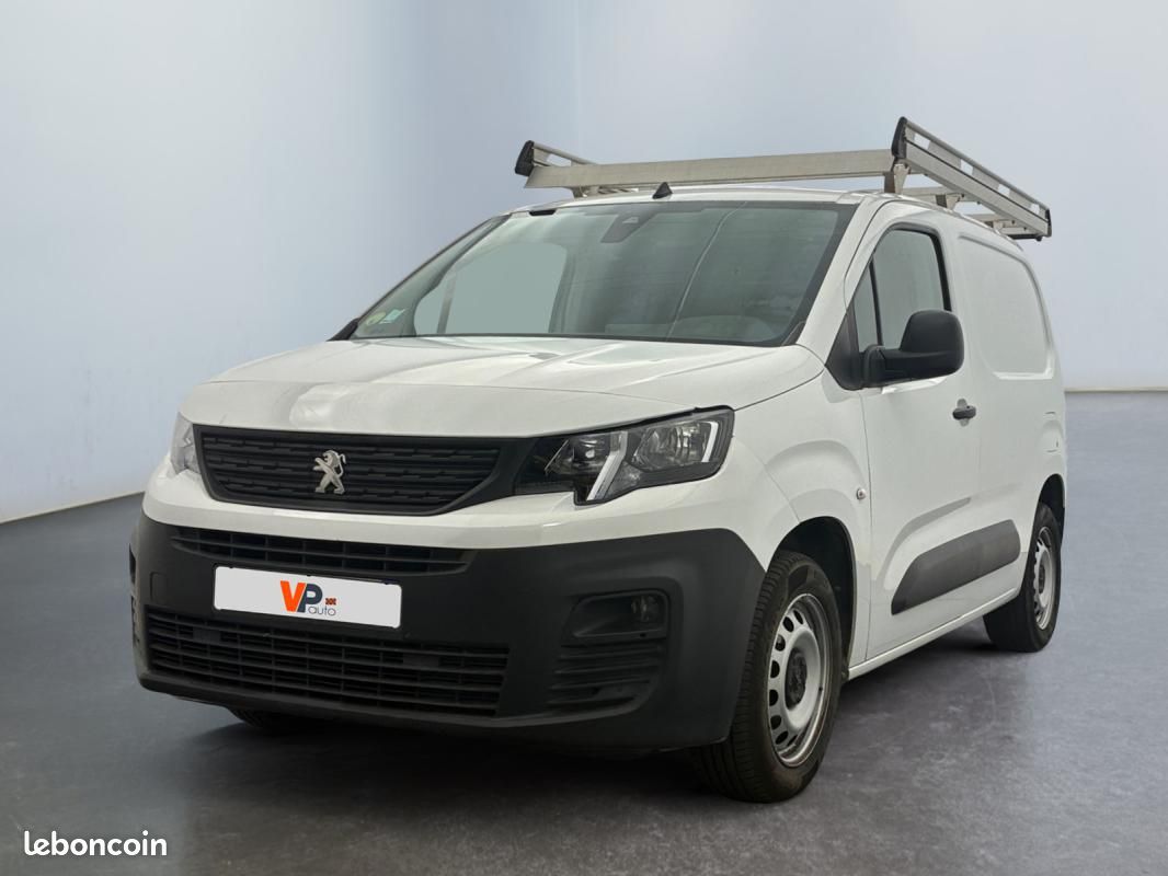 Peugeot Partner FOURGON STANDARD 1000 KG BLUEHDI 100 S&S BVM6 PREMIUM (image 1)