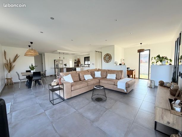 Maison 5 pièces 140 m²