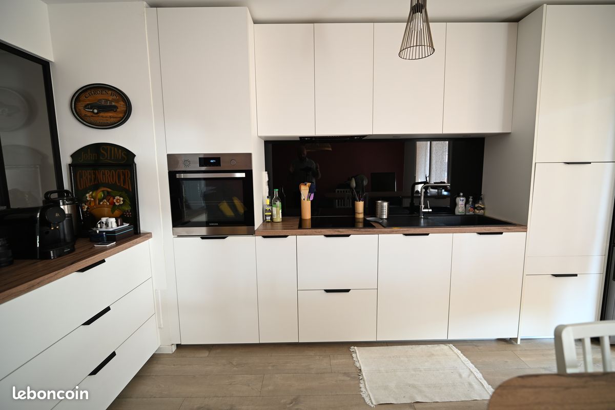 Parking 72 m² · à Toulouse · 72 m² · 220 000 €