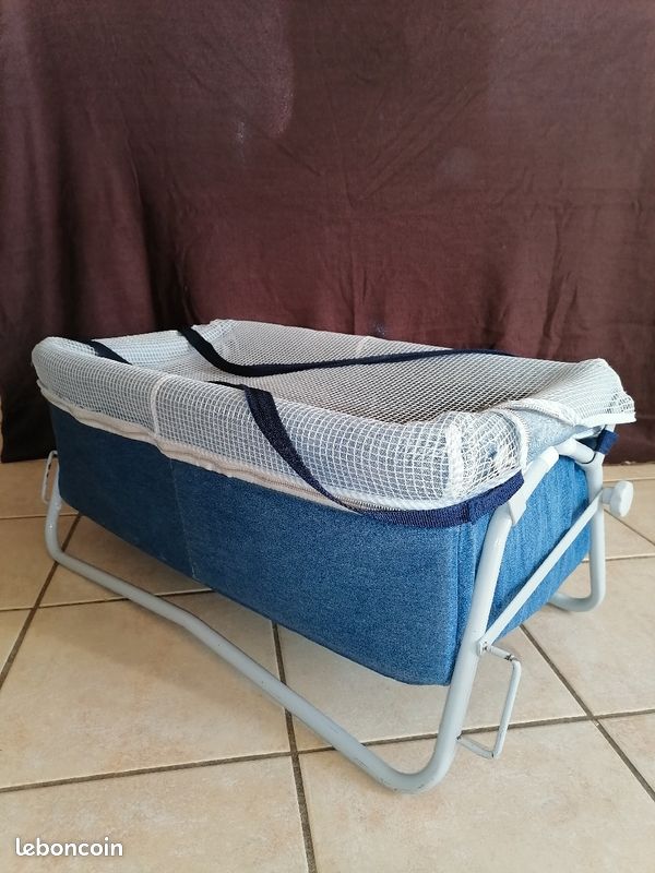 Lit bébé (image 1)