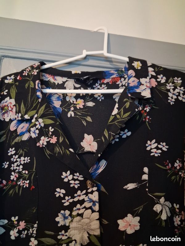 Robe (image 2)