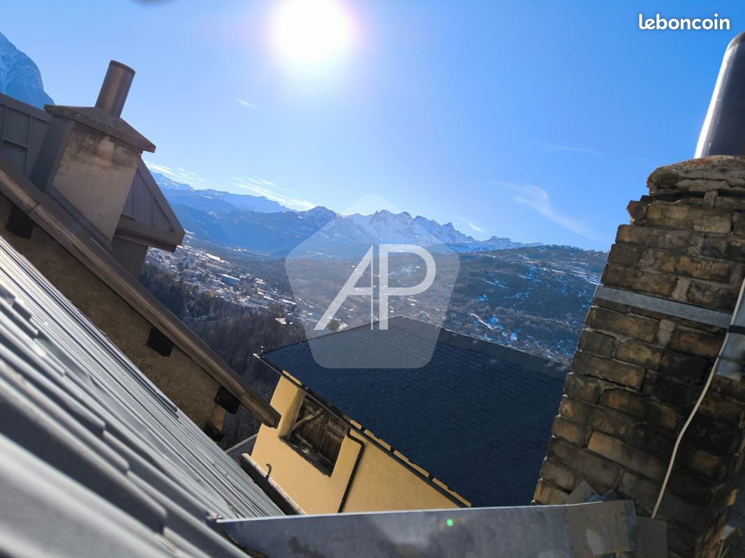 Appartement 4 pièces 65 m² · à Briançon · 65 m² · 79 500 €