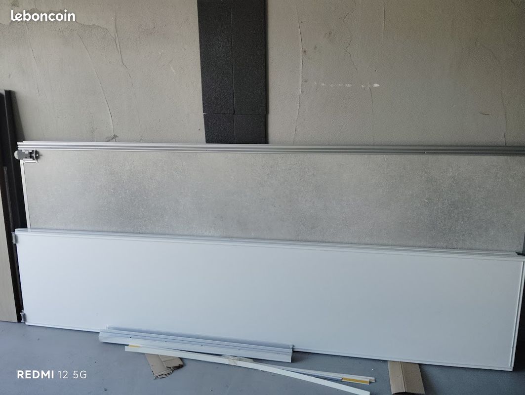 Portes coulissantes pour vestiaire (image 1)