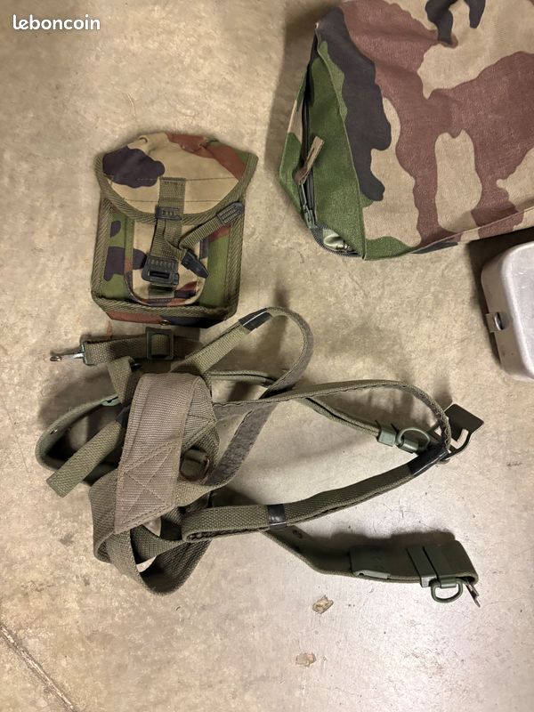 Matériel militaire : gilet gourde sac pochette chemise sac ceinture (image 7)