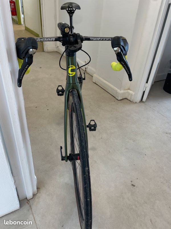 Vélo de route cannondale carbone (image 3)