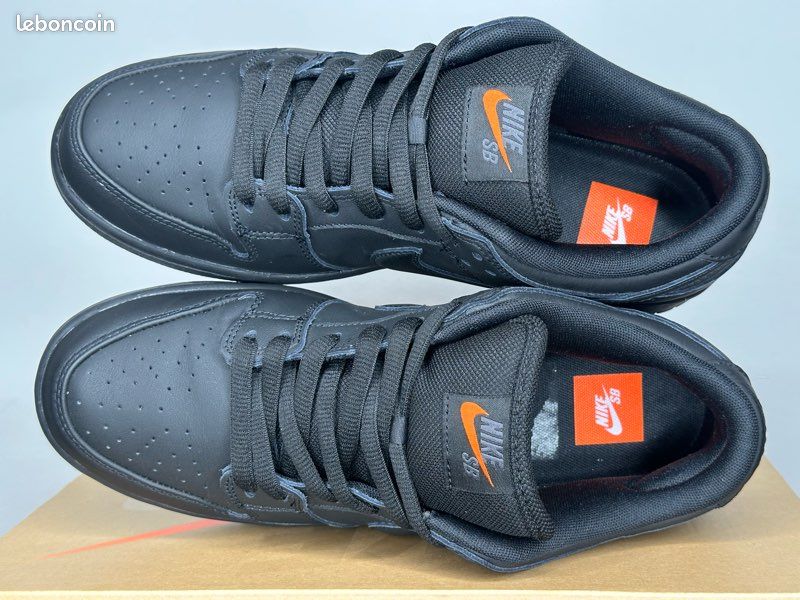 Nike sb dunk low pro triple black orange label EU 43 US