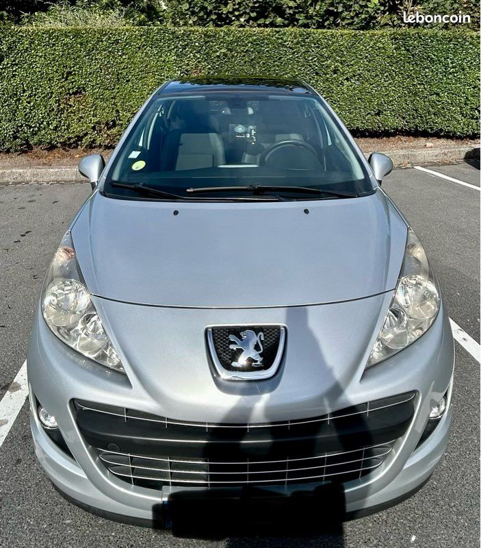 Vendez un Peugeot 207 (image 1)